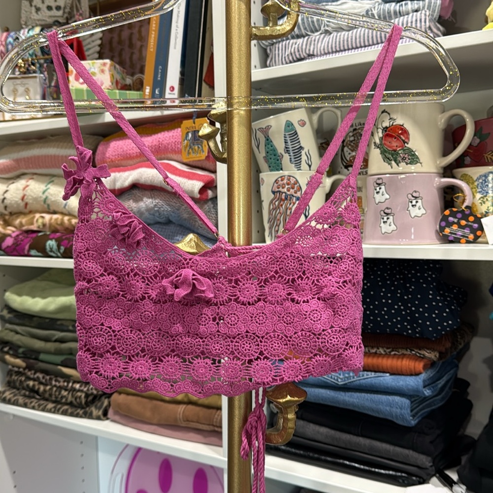 INTIMATELY FREE PEOPLE MEDIUM WALK THIS WAY CROCHET TOP - Picture 2 of 5